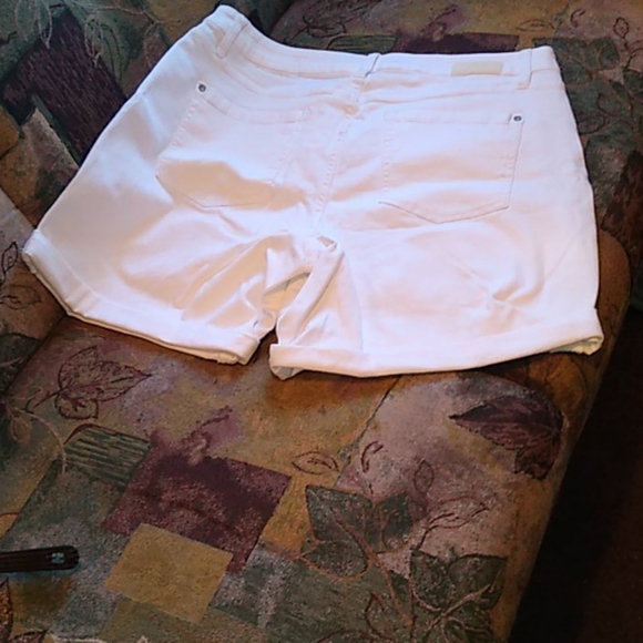 🆕 Jag Jean Shorts 🆕 - Picture 4 of 6